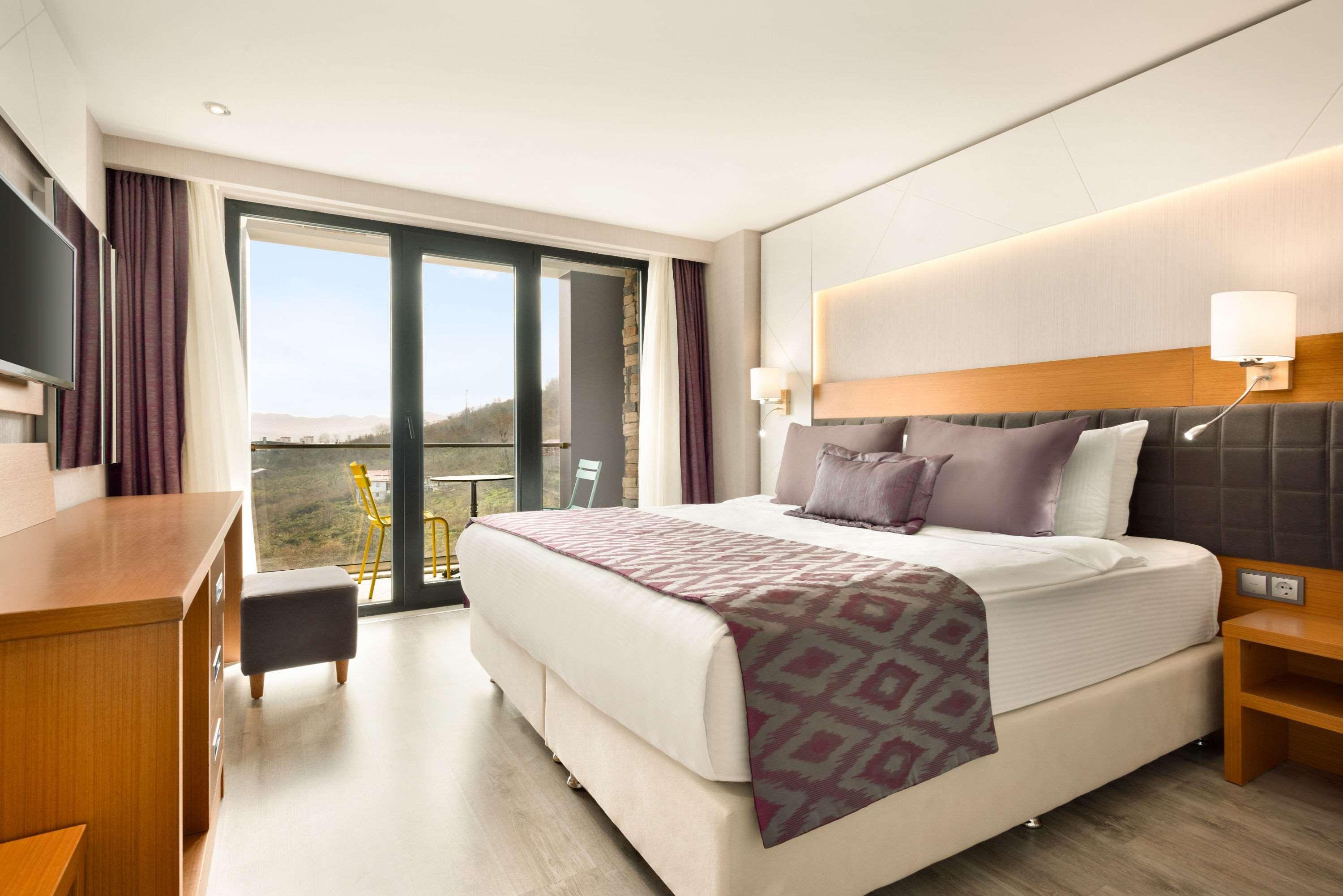 Ramada By Wyndham Giresun Piraziz Hotell Eksteriør bilde
